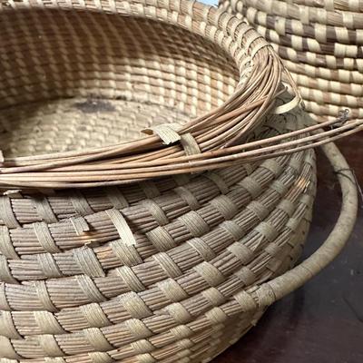 VINTAGE SWEETGRASS BASKET LOT