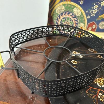 VINTAGE TRAY & MORE LOT