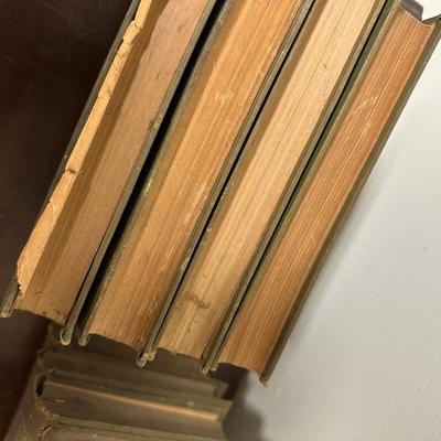 WASHINGTON IRVINGS WORKS BOOKS 8 VOLUMNS