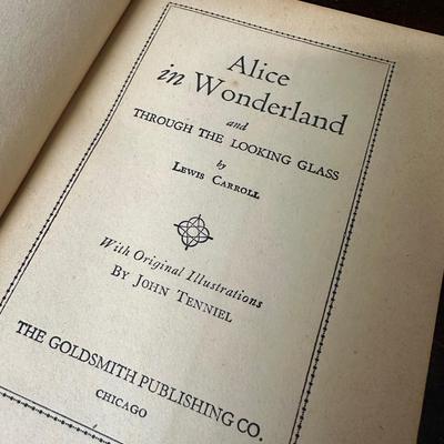 ANTIQUE CHILDRENS BOOK LOT