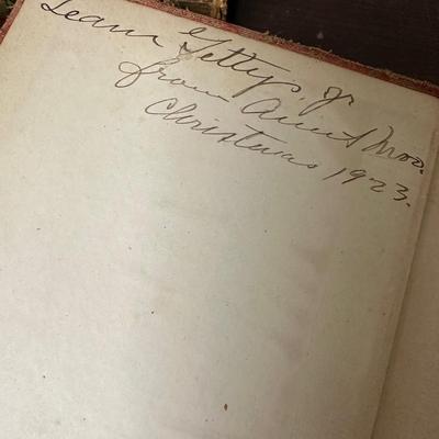 ANTIQUE CHILDRENS BOOK LOT