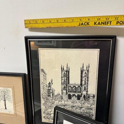 BLACK AND WHITE FRAMED ART
