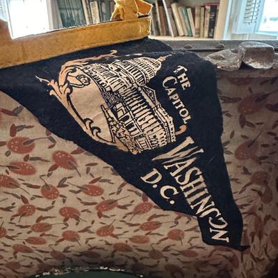 ANTIQUE TRUNK FULL OF COLLECTIBLES