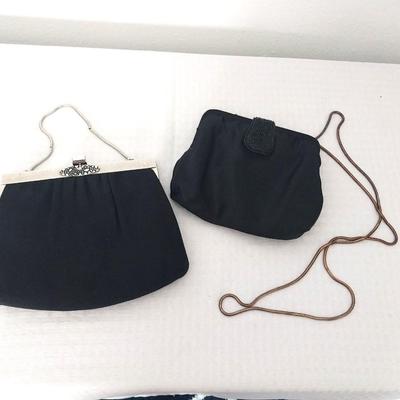 TWO VINTAGE PURSES LA REGALE AND CLUTCH