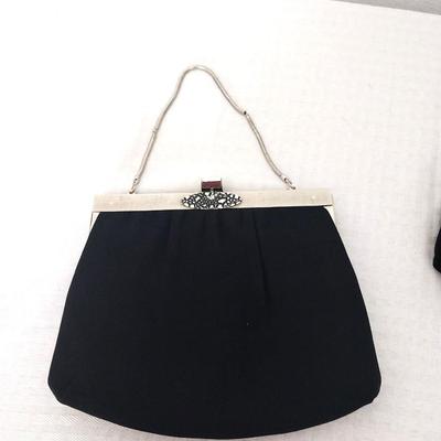 TWO VINTAGE PURSES LA REGALE AND CLUTCH