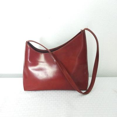 LEATHER MADE IN ITALEY PURSE