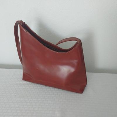 LEATHER MADE IN ITALEY PURSE