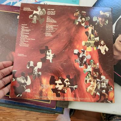 18 Record Albums Lot Paul Simon Roy Orbison Linda Ronstadt Waterloo Willie Nelson and more