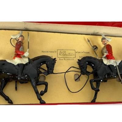Britains Soldiers Regiments of All Nations Figures The Life Guards Soldiers