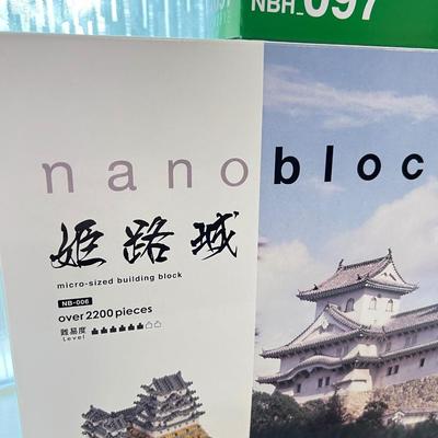 2 NIB Nano Block Sets - Himeji Castle, Paris Banks of The Seine