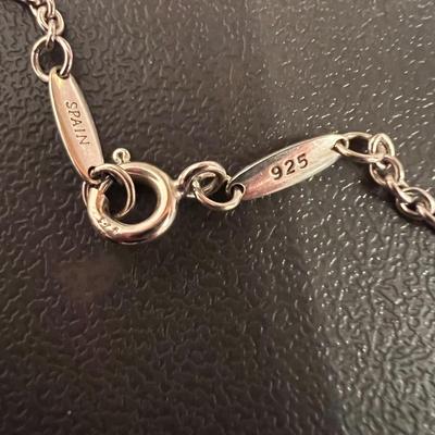 Tiffany & Co - Sterling Silver Elsa Peretti Open Heart Lariat Necklace