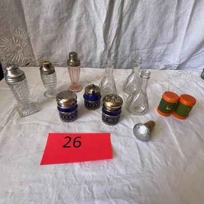 Vintage shaker assortment