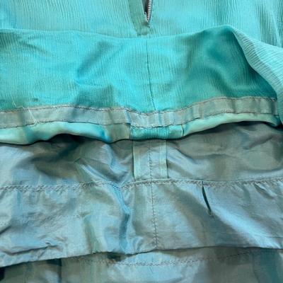 5 Vintage Dresses - Jack Bryan