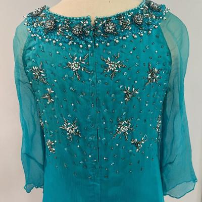 5 Vintage Dresses - Jack Bryan