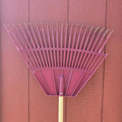 Red Plastic Leaf Rake