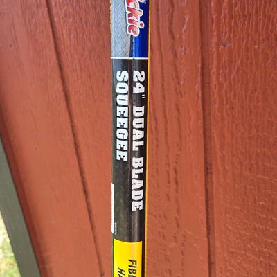 Long Handle Double Edged Squeegee