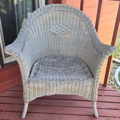 Vintage Wicker Chair #1