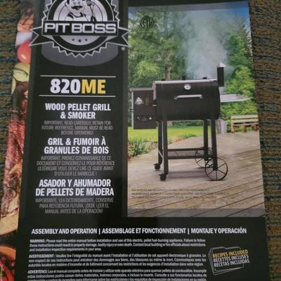 Pit Boss 820ME Grill & Smoker with Manual
