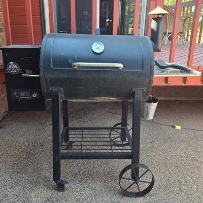 Pit Boss 820ME Grill & Smoker with Manual