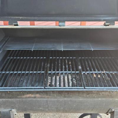 Pit Boss 820ME Grill & Smoker with Manual