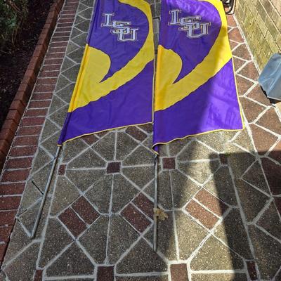 2 LSU Flags