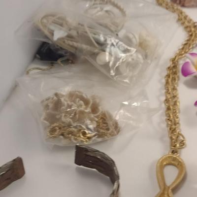 Collection of Fashion Jewelry (#96)