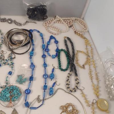 Collection of Fashion Jewelry (#97)