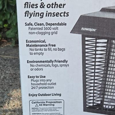 Flowtron Insect Killer in the Box