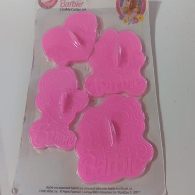 Barbie Cookie cutters sealed in package - and hardbound Barbie book - Four decades of fashion