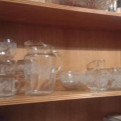 Collection of Bartlett Collins Grape Theme Glassware- Approx 30 Pieces