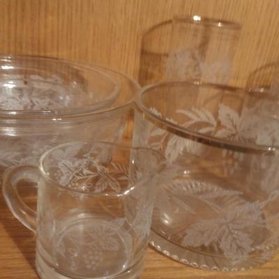 Collection of Bartlett Collins Grape Theme Glassware- Approx 30 Pieces