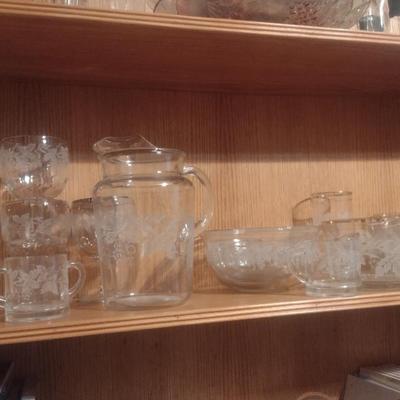 Collection of Bartlett Collins Grape Theme Glassware- Approx 30 Pieces