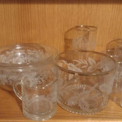 Collection of Bartlett Collins Grape Theme Glassware- Approx 30 Pieces