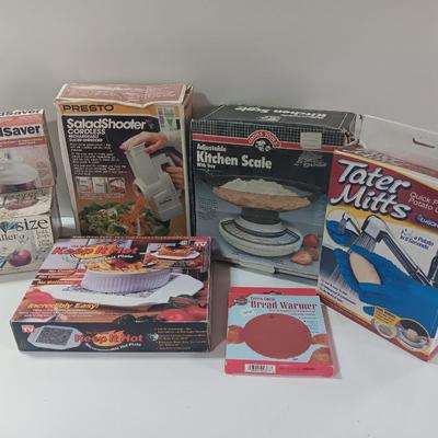 Wonderful and useful Kitchen Gadgets all in original boxes