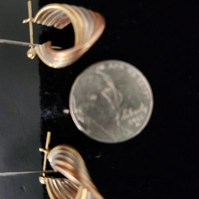 Tri-color gold pierced earrings