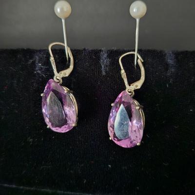 Amethyst Pierced Earrngs