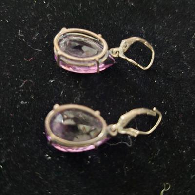 Amethyst Pierced Earrngs