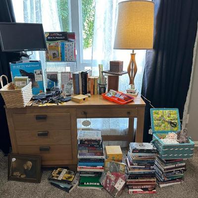 Lot 6: Desk & More