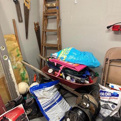 Lot 10: Garage Selection