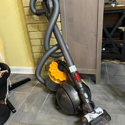Dyson Big Ball Turbinehead Vacuum Cleaner