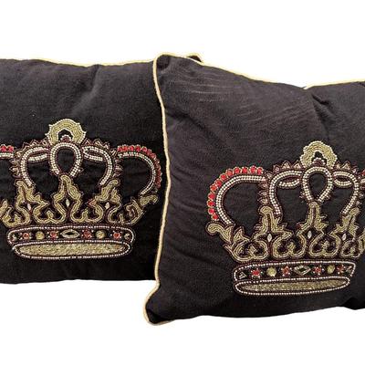 Pair of decorative crown pillows
