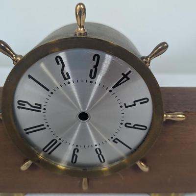 O. B. McClintock Co. Art Dec Clock