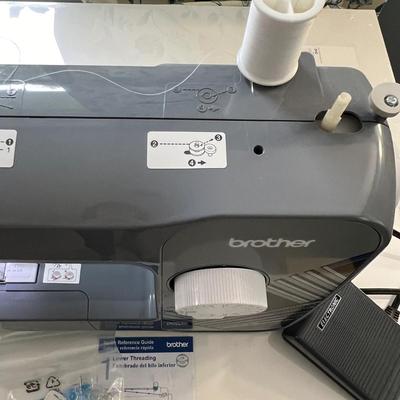 Brother 17 Stitch Sewing Machine Model LX3817G