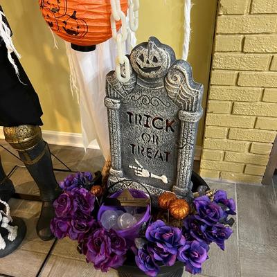 Lifesize Halloween Decor Lot