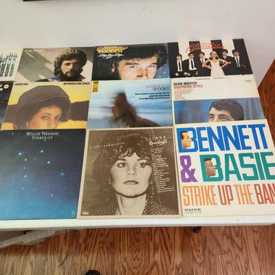 Record Album Lot Carly Simons Johnny Mathis Rita Coolidge Eddie Rabbit Willie Nelson Janis Ian
