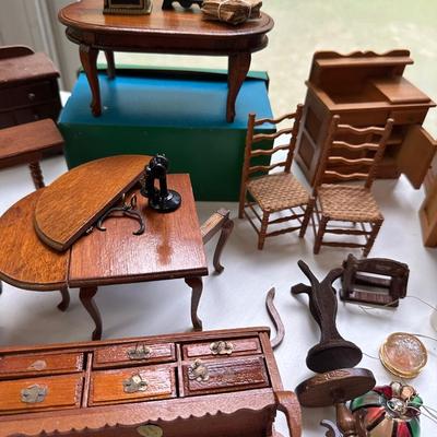 HUGE DOLLHOUSE FURNITURE AND ACCESSORY LOT