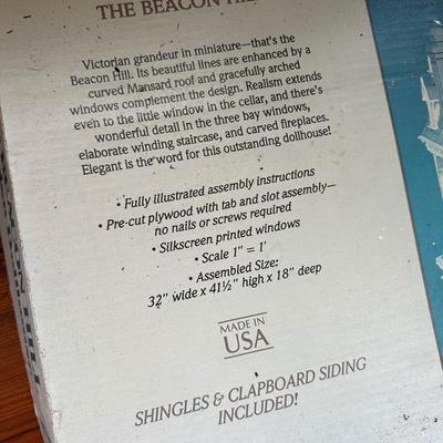 GREENLEAF THE BEACON HILL WOOD DOLLHOUSE KIT