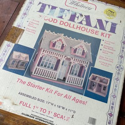 DOLLHOUSE KITS, BOOKS LOT
