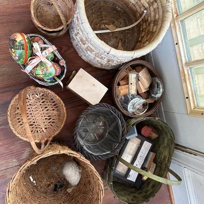 BASKET LOT