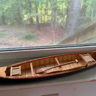MISC DOLLHOUSE, BASKETS & MORE LOT